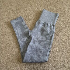 NVGTN Grey Camo Leggings